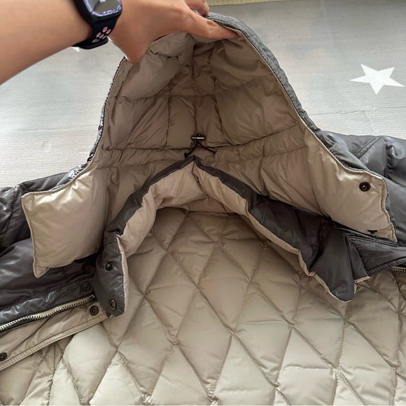 S⭕️LD. Moncler Reversible Down Jacket - Picture 13 of 16